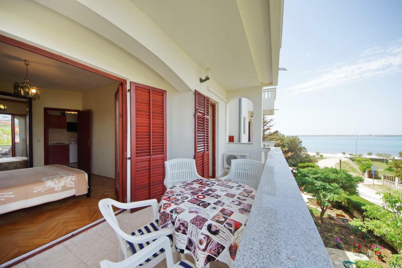 Apartments Beach Vrsi Exterior foto